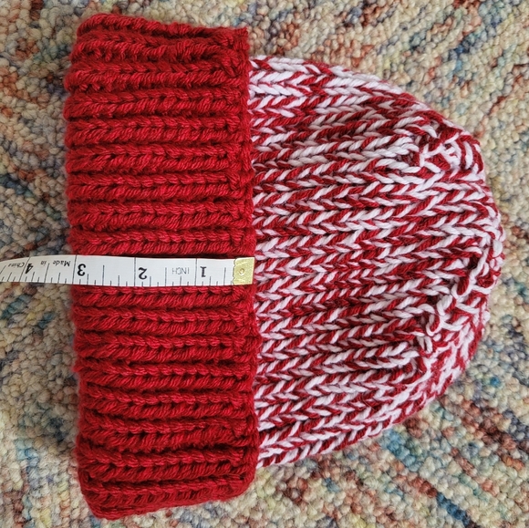 Hand Crafted unisex rib knit winter beanie hat size Adult medium to large - Picture 8 of 9